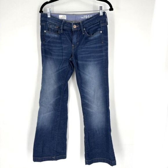 GAP Long and Lean Style Size 4 Jeans medium wash whiskering Bootcut size 27 - Picture 1 of 11